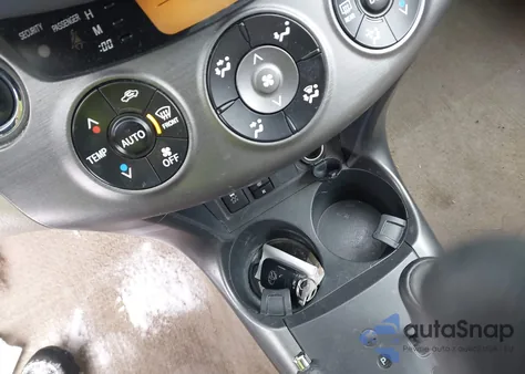 2010 Toyota Rav4 Limited z USA, uszkodzony, nr VIN 2T3DF4DV2AW058203